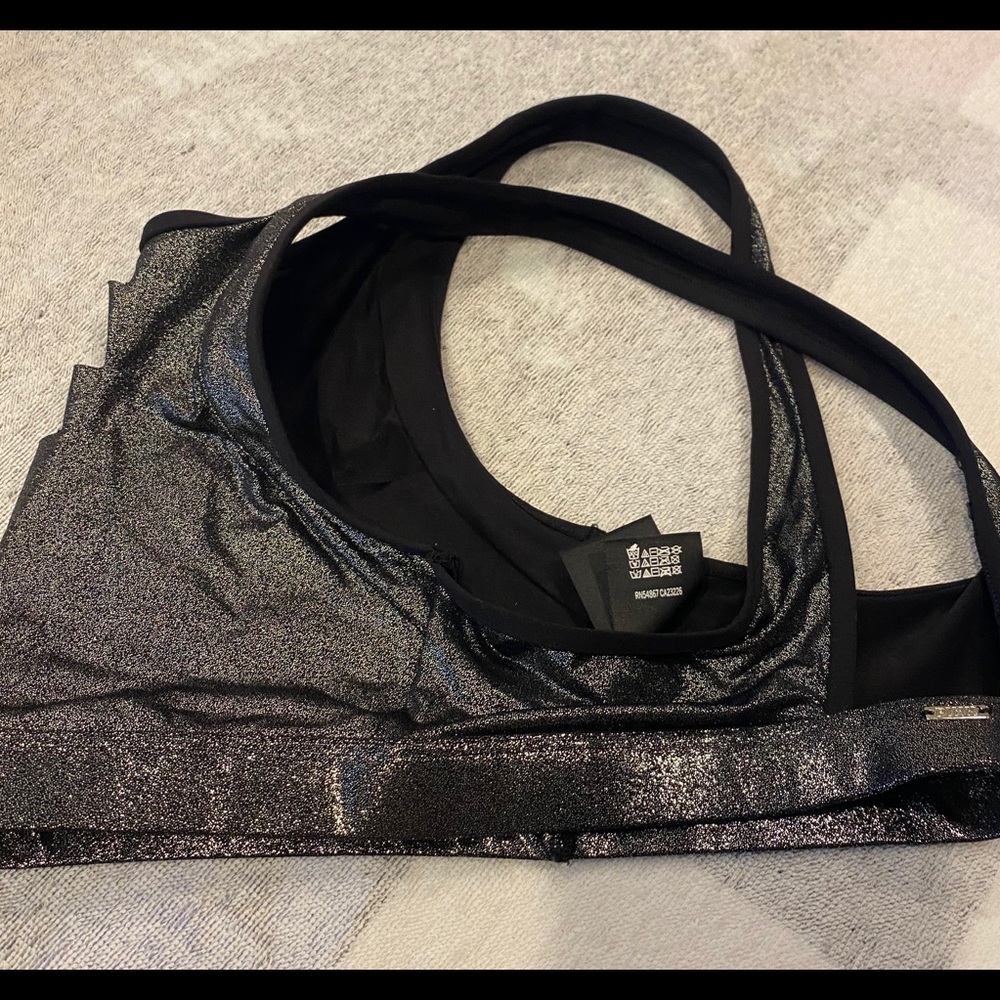 Like New Pink Victoria Secret Ultimate Sports Bra - Picture 5 of 8